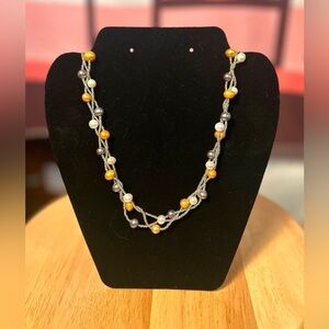GIFTED Silver White Amber Beaded Faux Pearl Twist Necklace w/ Magnetic Clasp